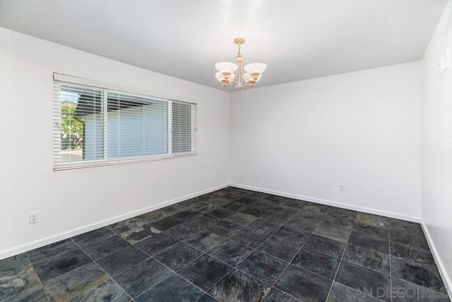 Building Photo - 8686 Cliffridge Ave