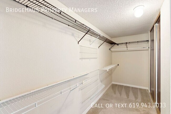 Building Photo - 9082 Westvale Rd