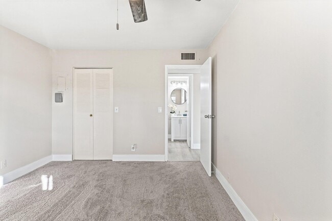 Building Photo - 141 Brittany Terrace