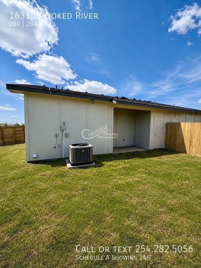 Building Photo - 1631 Crooked River