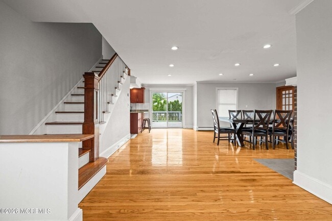 Building Photo - 334 Norgrove Pl