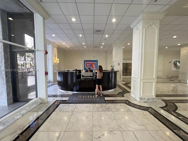 Building Photo - 5600 Collins Ave