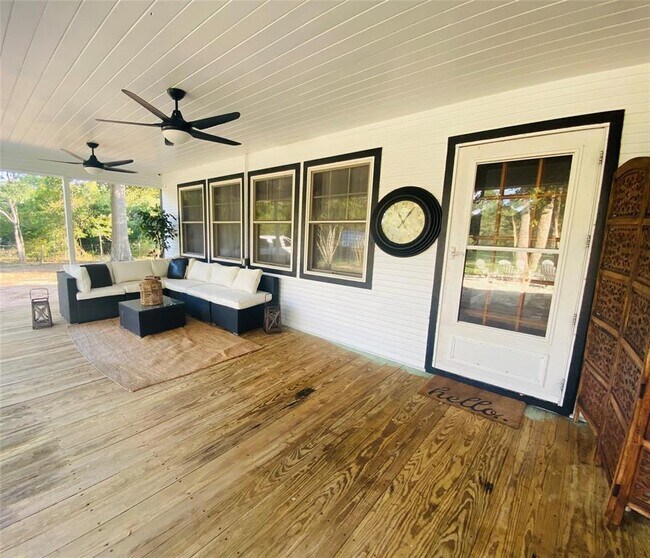 Building Photo - 20702 Fm 1094