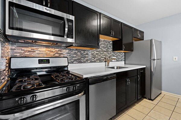 Building Photo - 2908 Kings Chapel Rd