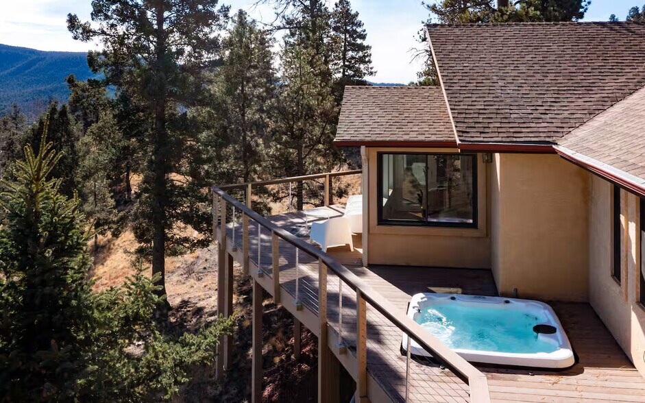 Building Photo - 280 Highland Meadows Dr