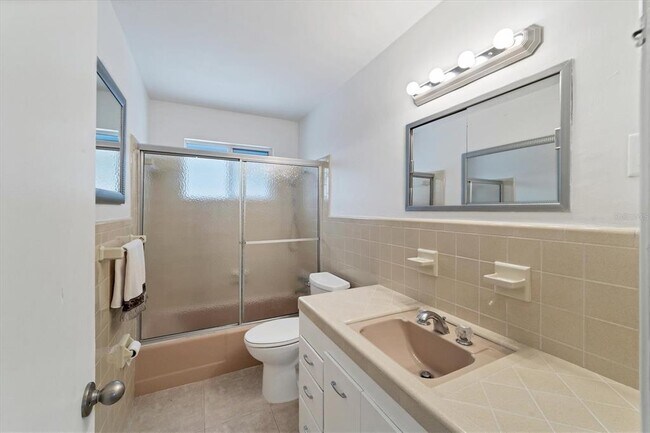 Building Photo - 2738 Tangelo Dr