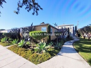 Building Photo - 4217 1/2 Bellflower Blvd.-