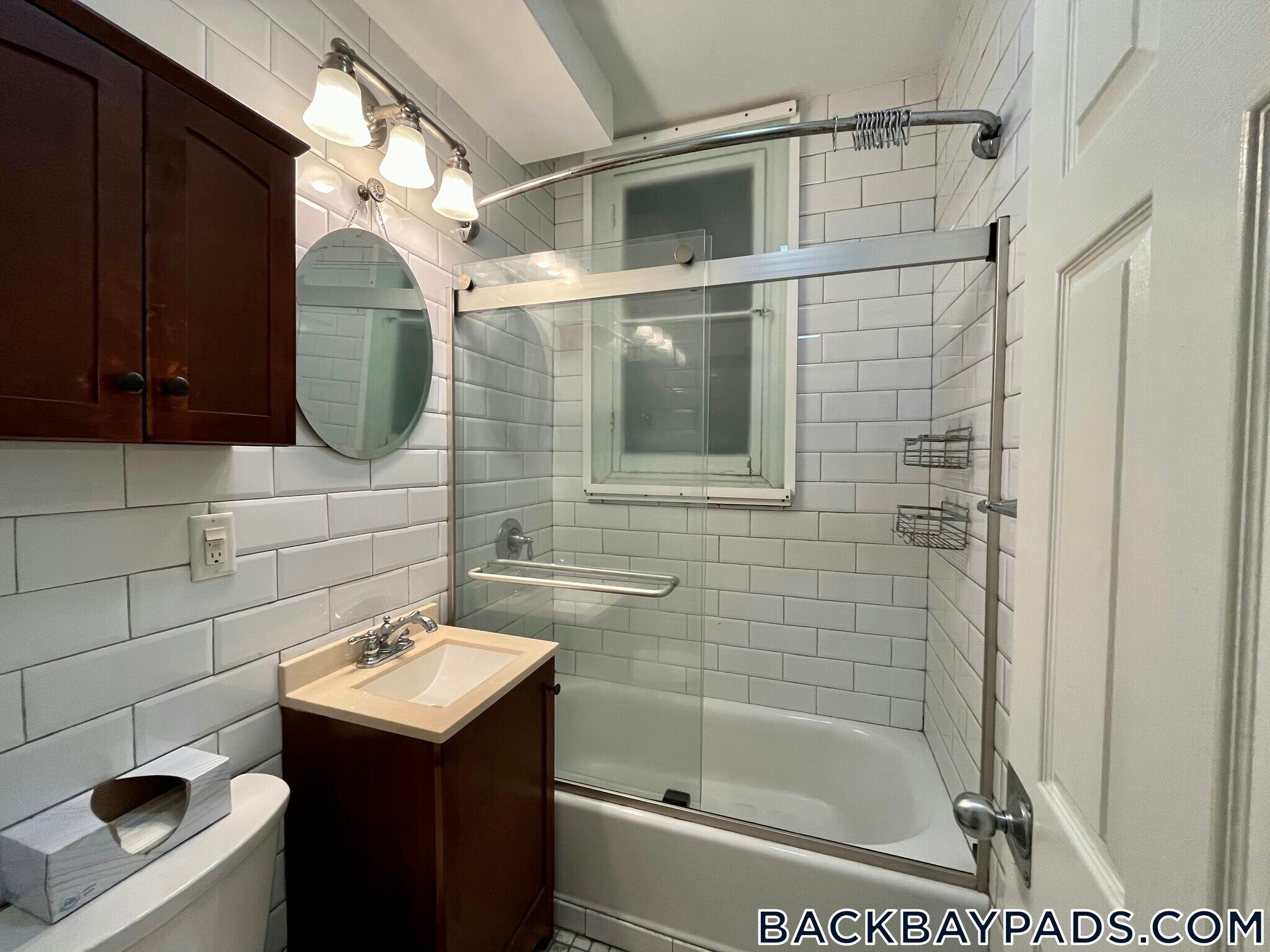 Building Photo - 49 St Germain St