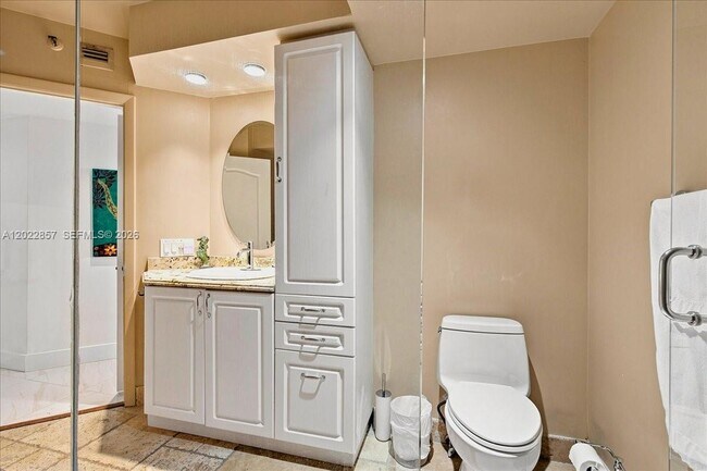 Building Photo - 20185 E Country Club Dr