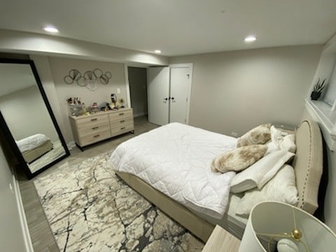 Building Photo - 8044 N Oriole Ave