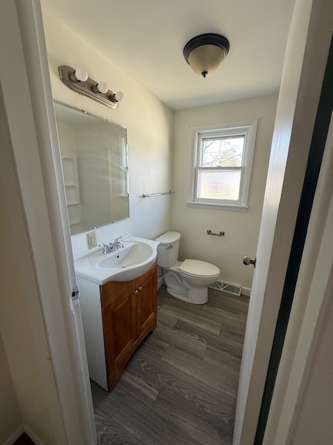 Building Photo - 671 5th St