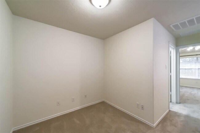 Building Photo - 246 W Stedhill Loop