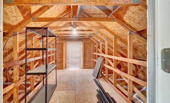 Building Photo - 5027 Ocean Way