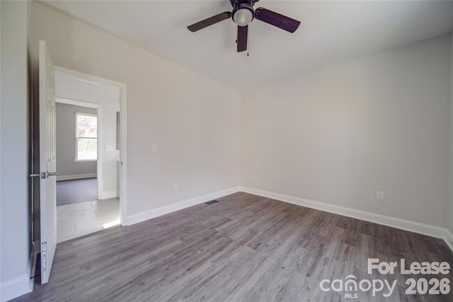 Building Photo - 112 Rockwell Ct