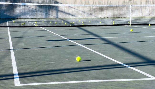 High school tennis court 2 blocks away - 1512 NW 70th St