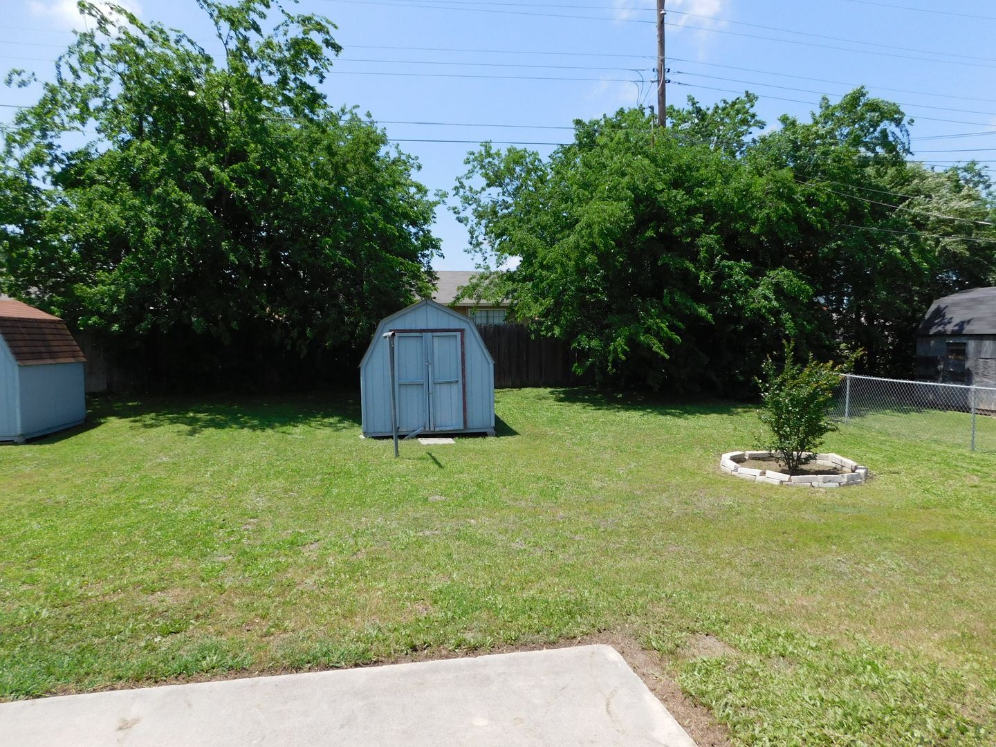 Building Photo - 1503 Janis Dr