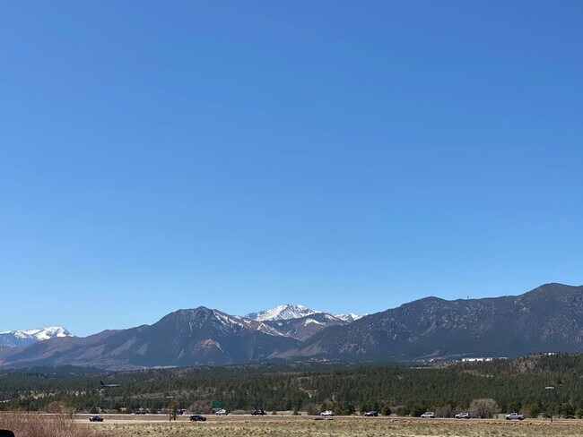 Building Photo - 14215 White Peak Dr