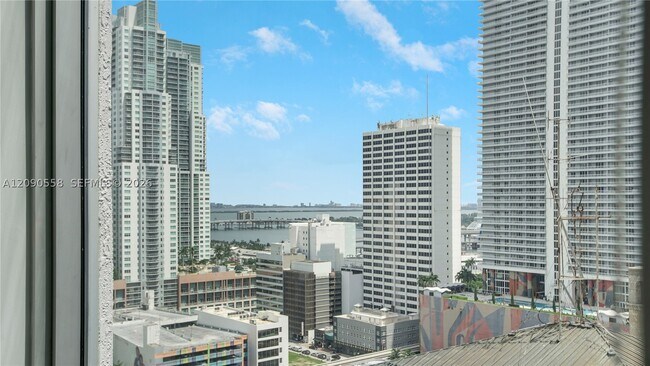 Building Photo - 151 SE 1st St