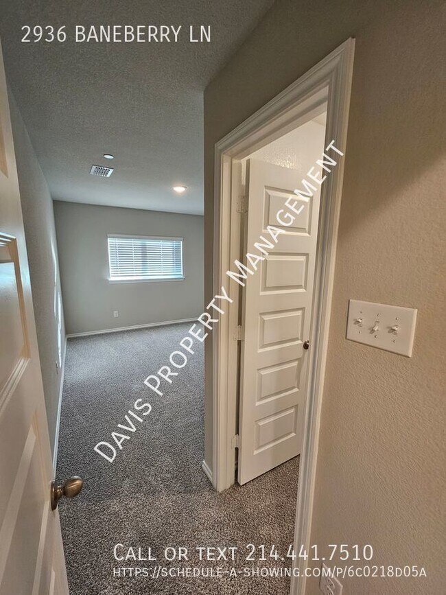 Building Photo - 2936 Baneberry Ln