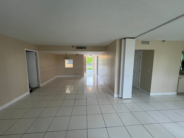 Building Photo - 6400 NW 2nd Ave