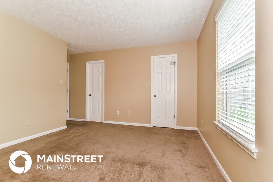 Building Photo - 3935 Libra Ln