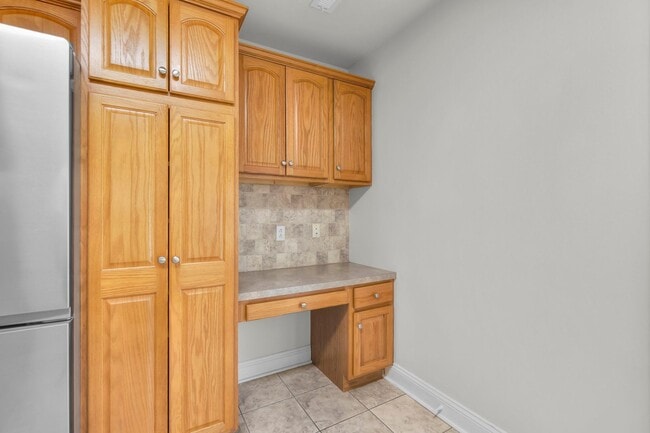 Building Photo - 2644/2646 Travelers Way