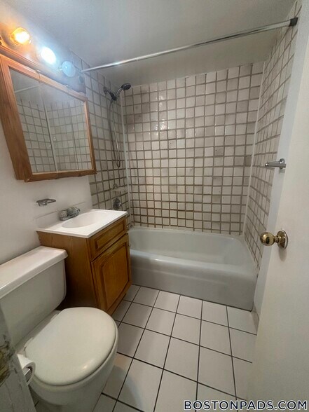 Building Photo - 55 S Huntington Ave