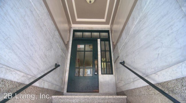 Building Photo - 123 Joice St