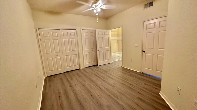 Building Photo - 5975 Westgate Dr
