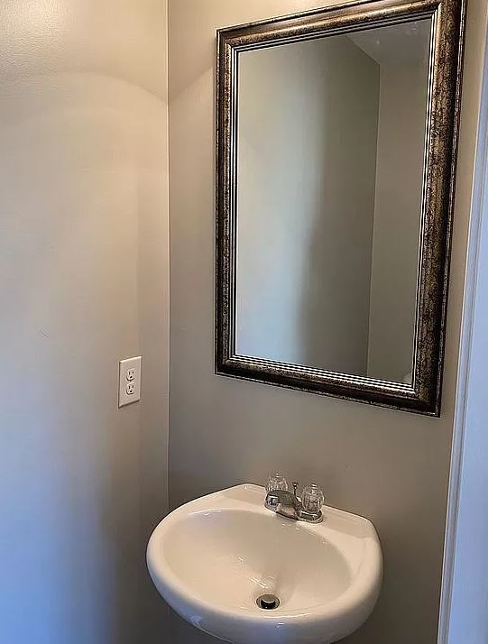 Building Photo - 521 Lone Rider Path