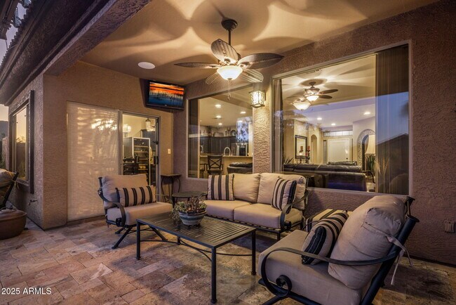 Building Photo - 9053 E Hobart St