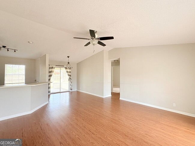 Building Photo - 1108 Sussex St