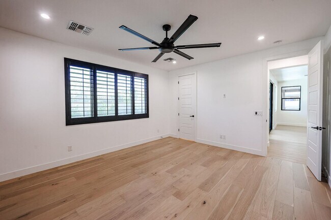 Building Photo - 25689 N 140th Ln