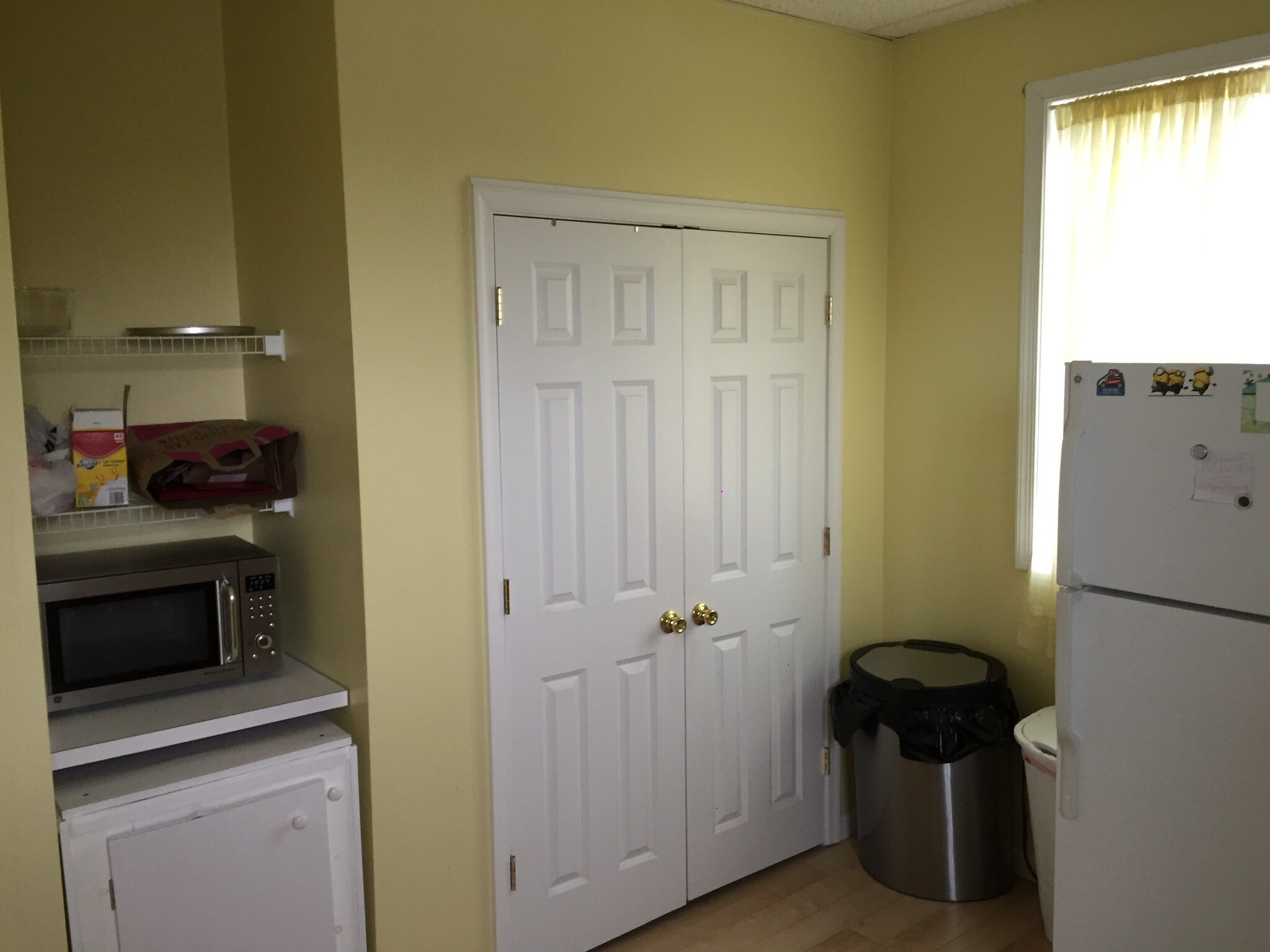 Kitchen - 1440 N Washington Ave