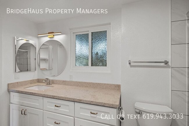 Building Photo - 8360 Via Sonoma