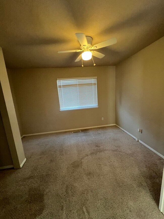 Building Photo - SPARKS VISTAS - BEASLEY / SKY RANCH / REED