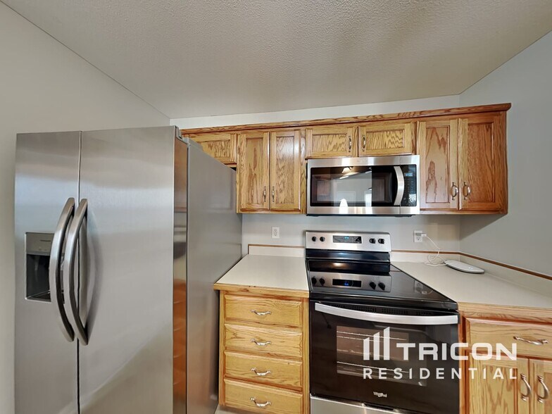 Building Photo - 3764 S Jot Dr