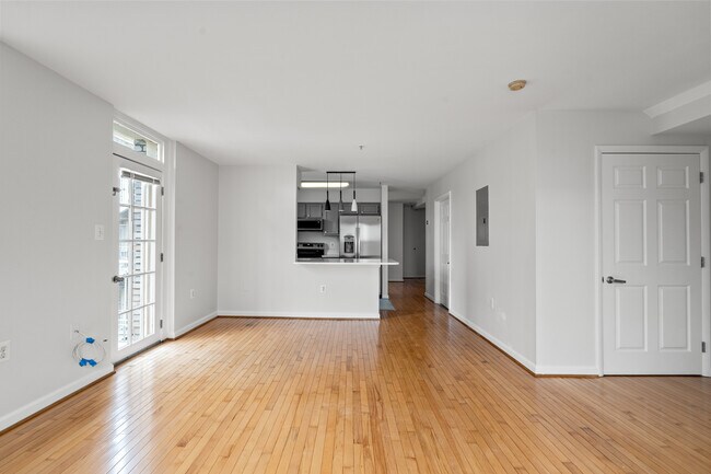 Building Photo - 1308 Clifton St NW