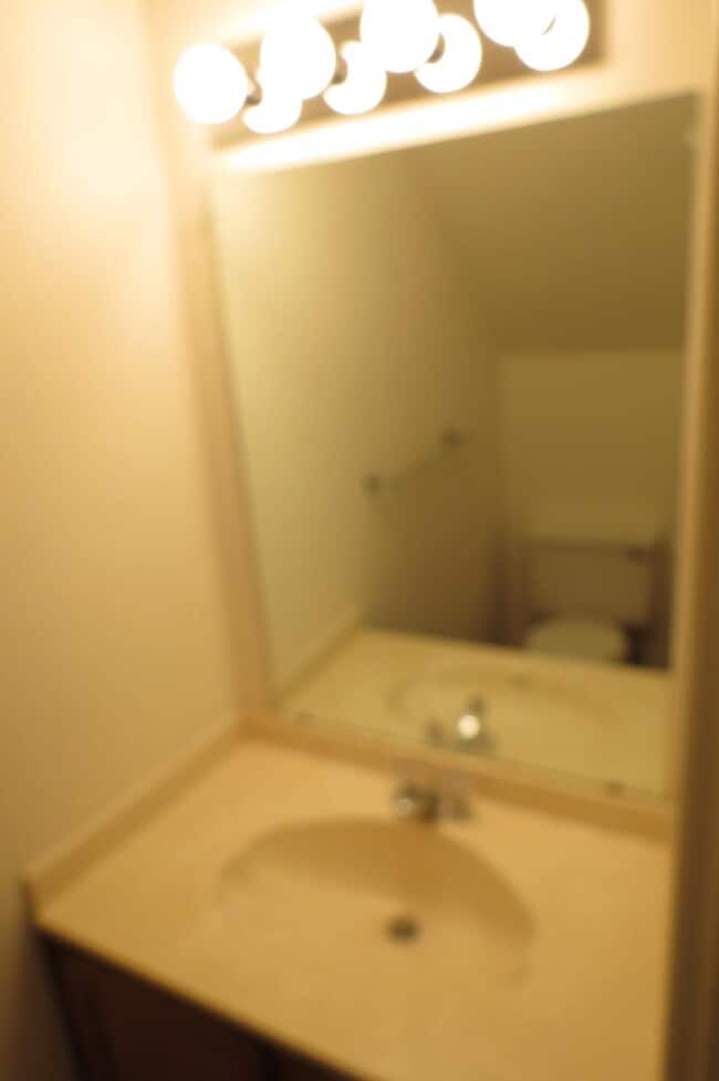 Building Photo - 2208 Wimbledon Cir