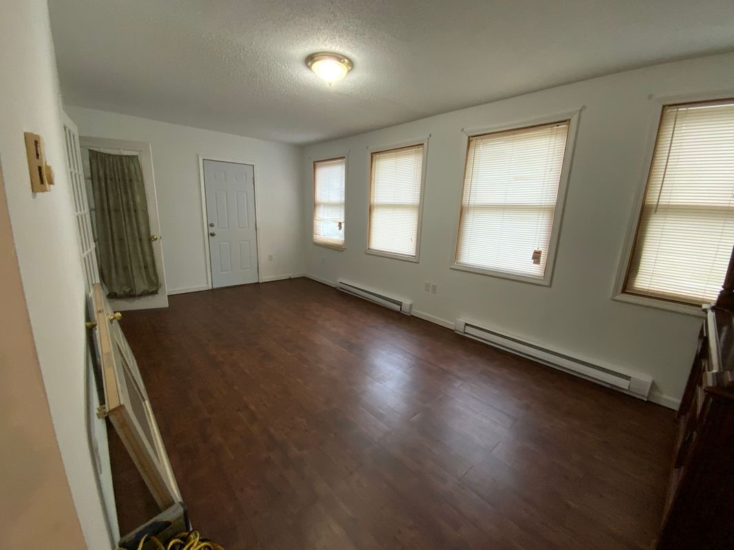 Building Photo - 50 Sunnyside Ave