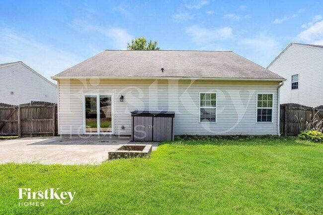 Building Photo - 15541 Outside Trail