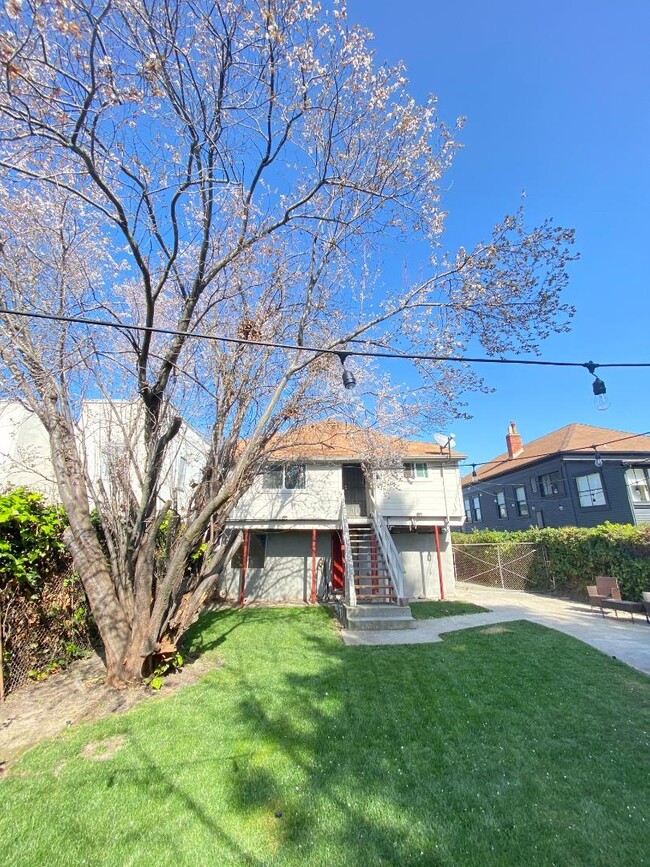 Building Photo - 1818 63rd St