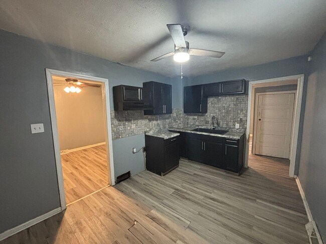 Building Photo - Use Your Tax Return For This Sweetheart of a Deal!  This is a Lease-to-Own – Not a typical rental.