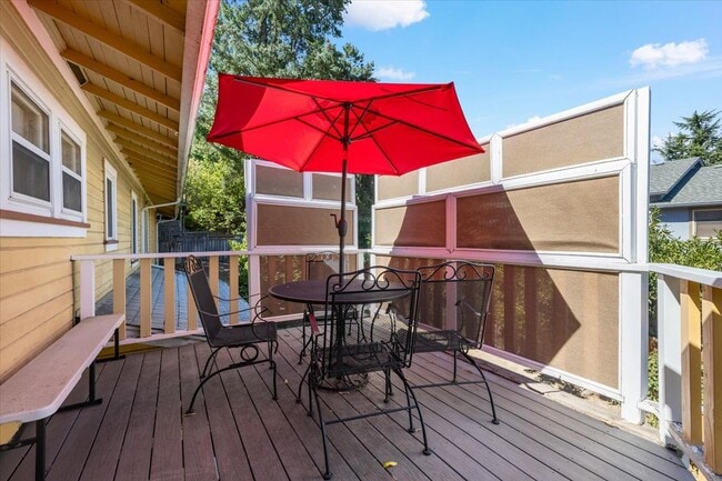 Building Photo - 255 Grant St