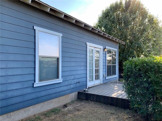 Building Photo - 10720 Sorghum Hill Cove