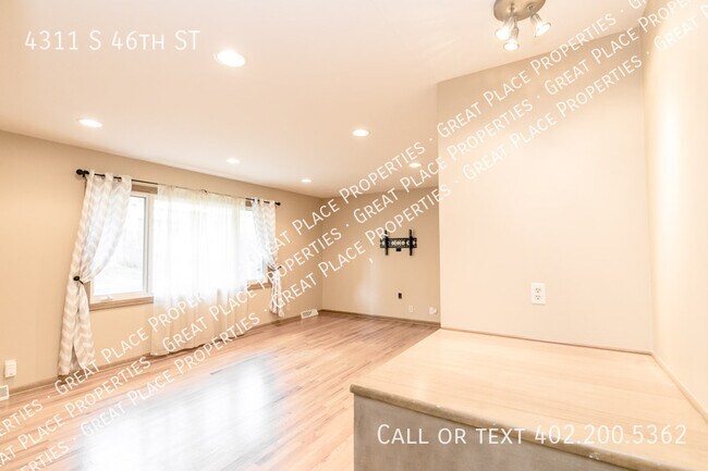Building Photo - 4311 S 46th St