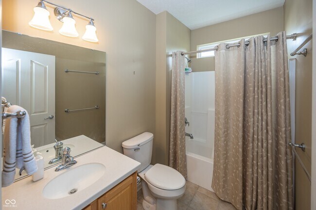 Building Photo - 12880 Oxbridge Pl