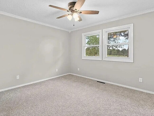 Building Photo - Your Dream Home Just Hit the Market – Don’t Miss Out!