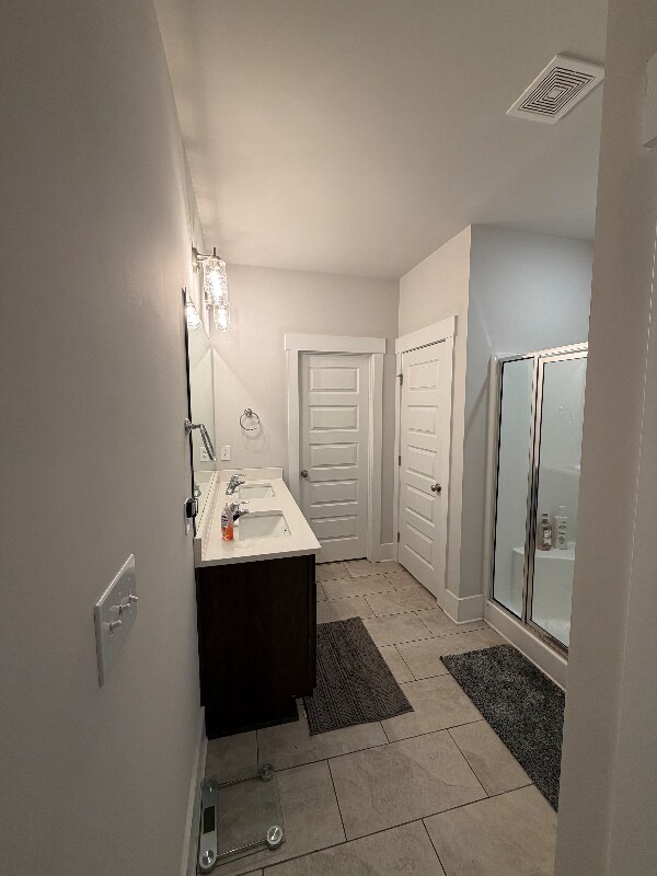 Building Photo - 4021 Rockland Cir SE