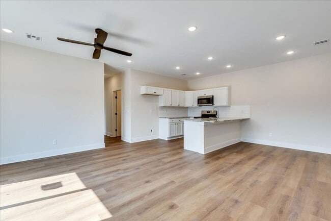 Building Photo - 103 Mendocino Ct